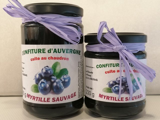 Coffret Auvergne, Fraisette-myrtille, Framboise-myrtille et bonbons Fourrés  noix-noisette-châtaigne.